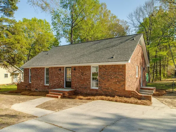 112 Hayburg Dr, Irmo, SC 29063