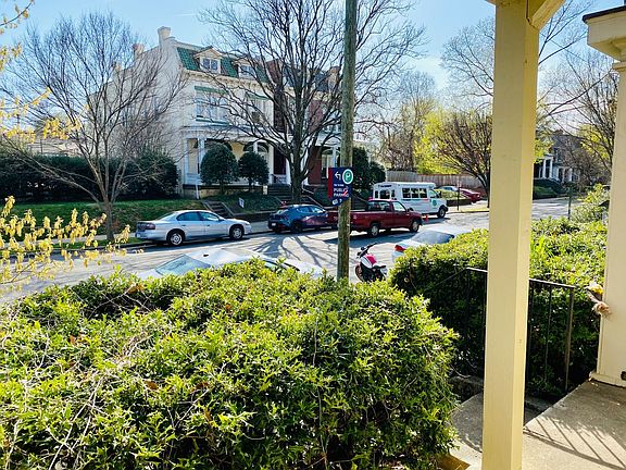 4th image of 3318 Ellwood Ave APT A