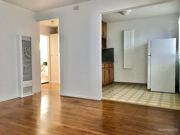 3rd image of 266 San Jose Ave #2