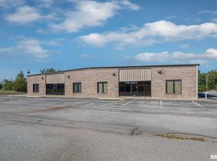 4201 Ilberry Rd, Mount Vernon, IL 62864