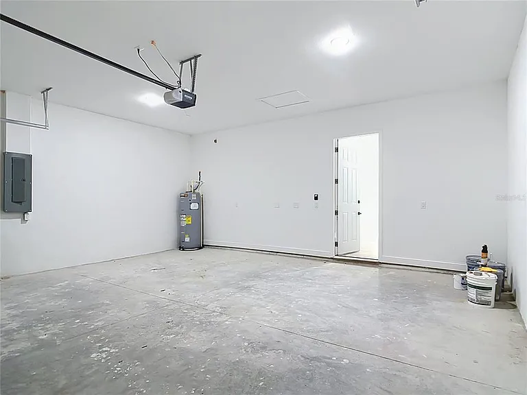 275 Lecturn St — Photo 52