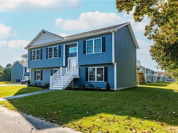 5 June Ct W, Coventry, RI 02816