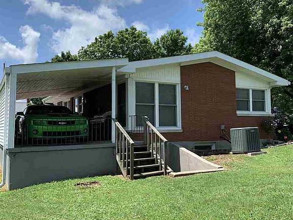 5th image of 303 Duke St