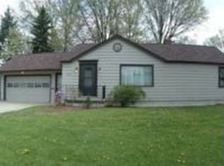 923 Woodlawn Ave, Girard, OH