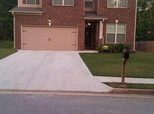 1386 Pebble Ridge Dr, Hampton, GA 30228