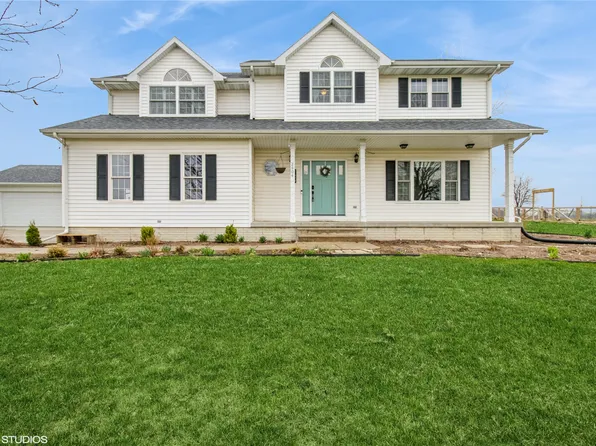 2404 W 15th St S, Newton, IA 50208