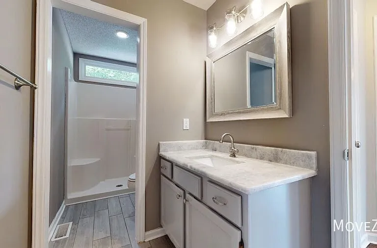 2917 Bannf Ct — Photo 11