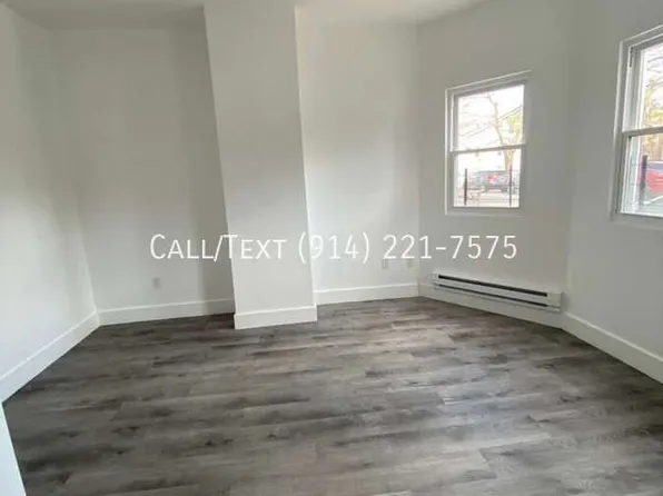 25 Riverview Pl, Yonkers, NY