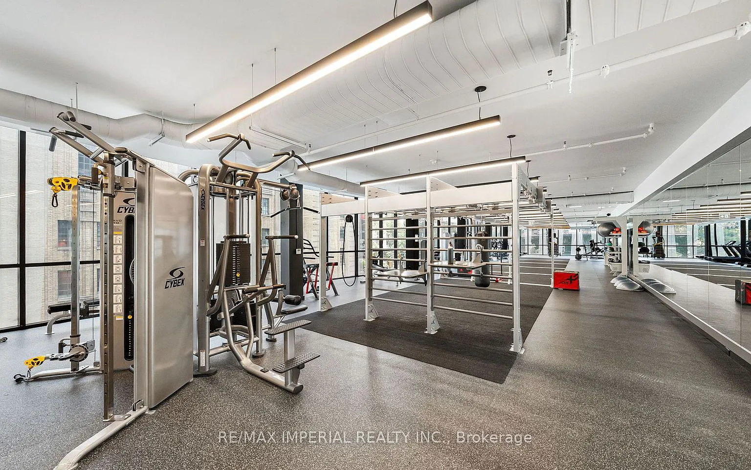 2 bed, $3,400 — Photo 3