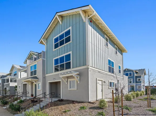 102 Skyline Vista Way, Watsonville, CA 95076