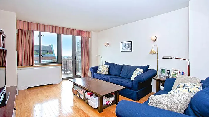 Sold by Fenwick Keats Real Estate | media 3