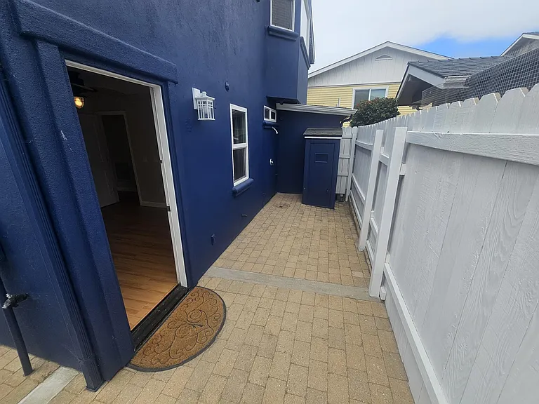 335 Las Vegas St #1 — Photo 32