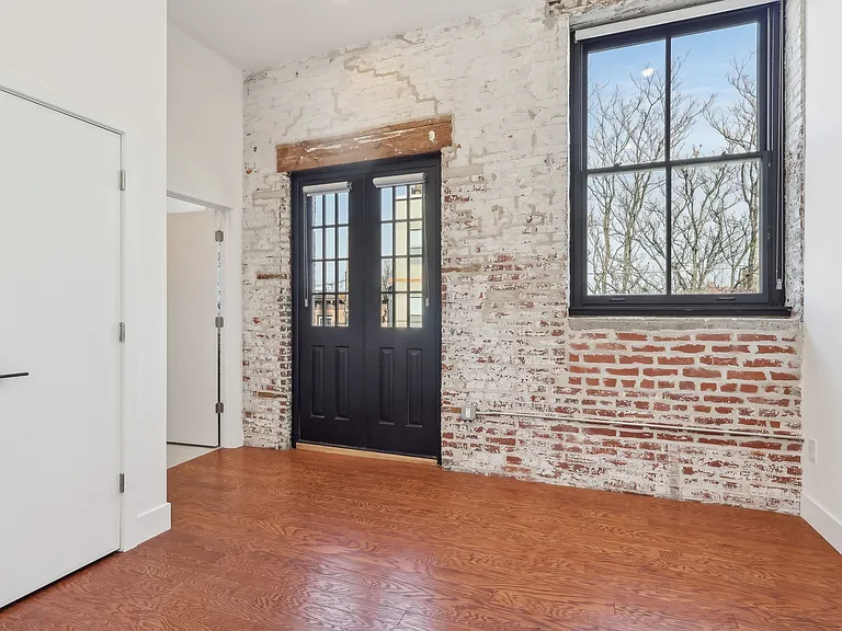 Hancock Lofts — Photo 50