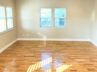 9671 Walnut Ave, Elk Grove, CA 95624