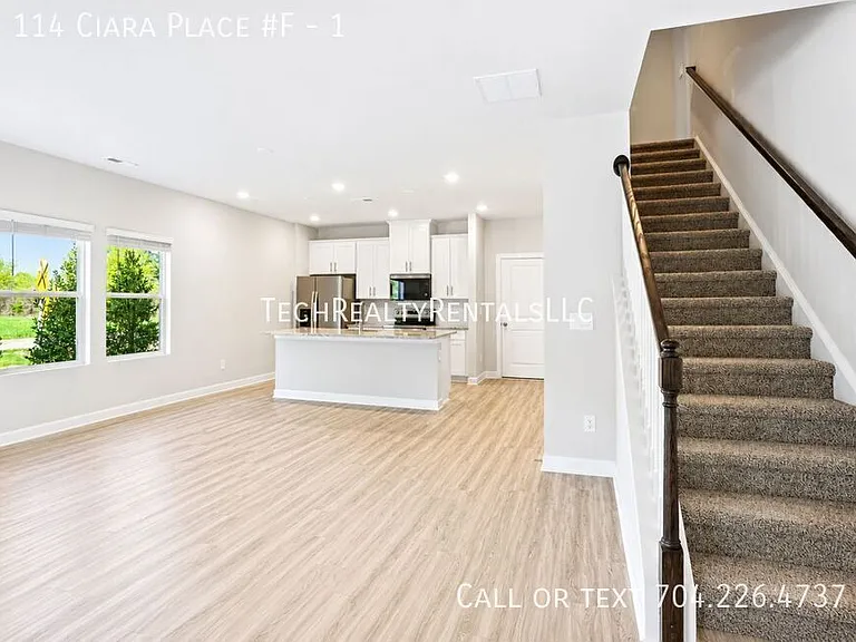 114 Ciara Pl #1-F — Photo 3