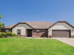 421 Capri St, Centerton, AR 72719