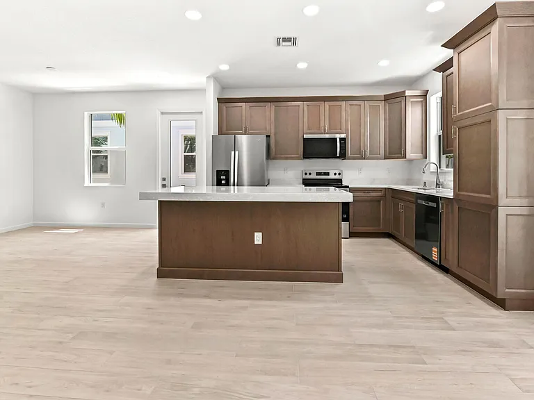 16404 Mirabell Manor Ln — Photo 9