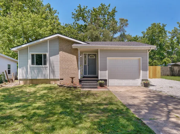 2931 W Grand Street, Springfield, MO 65802