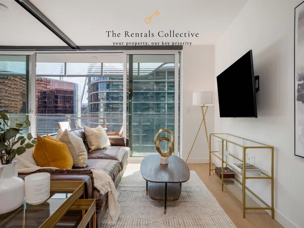 89 Nelson St, Vancouver, BC