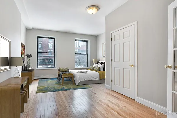 Rented by Anchor Associates | media 10