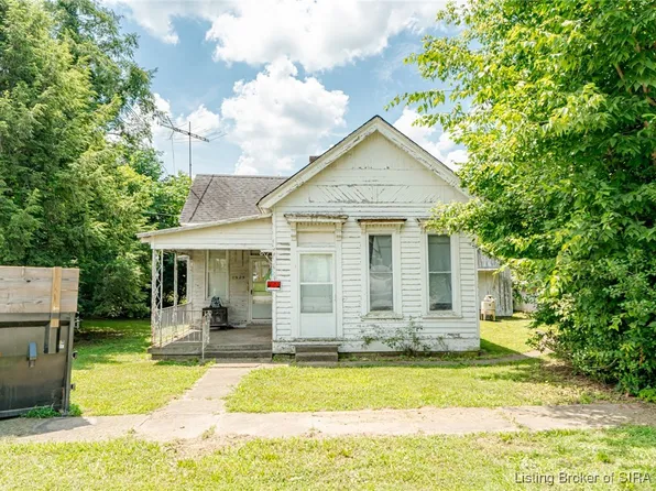 1925 Cross Street SE, Laconia, IN 47135