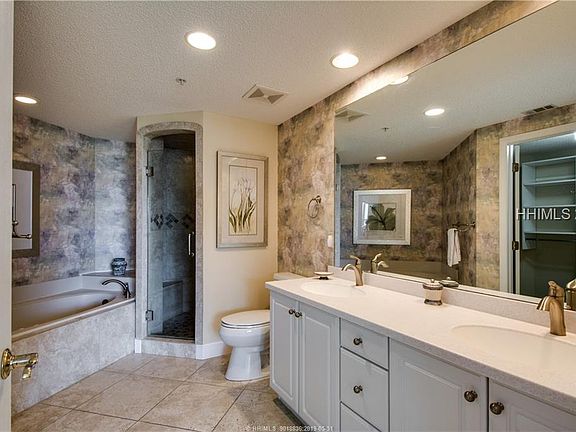 5th image of 47 Ocean Ln APT 5302