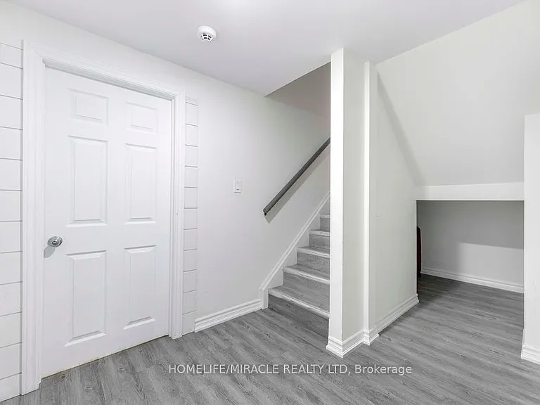 1330 Aldergrove Dr #BASEMENT — Photo 23