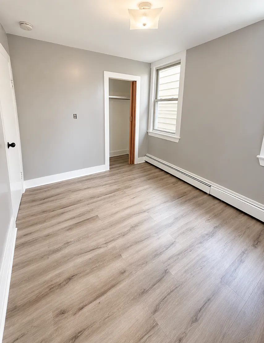 2 bed, 850 sqft, $1,798 — Photo 1