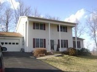 504 Jamescrest Dr, Beckley, WV 25801