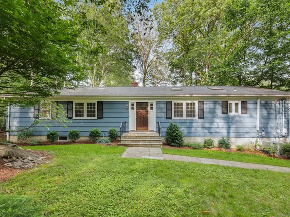 51 Northwood Lane, Stamford, CT 06903