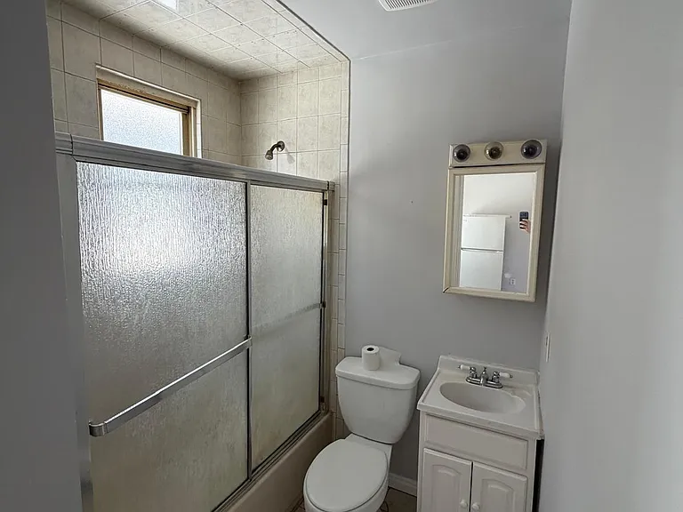 1208 Lincoln St — Photo 7