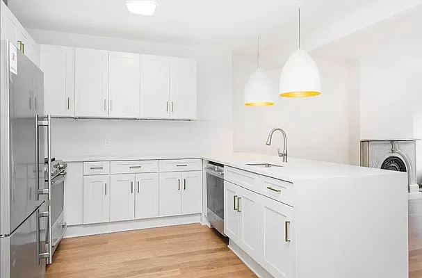 Rented by Living New York | media 2