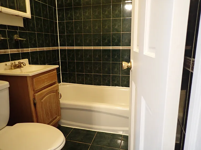 99 S Oxford St #4A — Photo 4