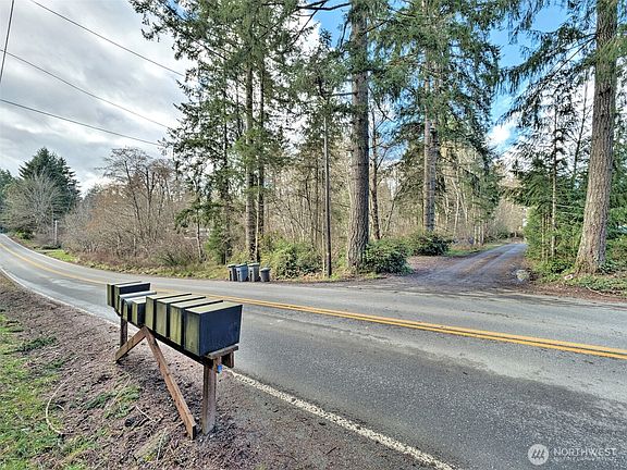 3rd image of 6641 SE Arcadia Road