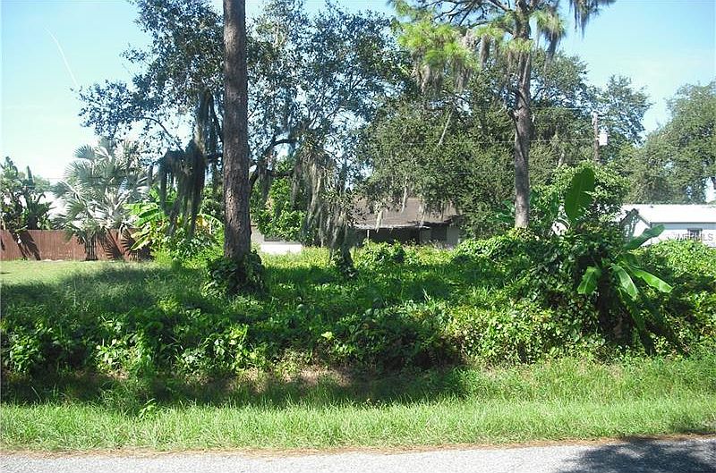 2nd image of 755 Kimball Rd