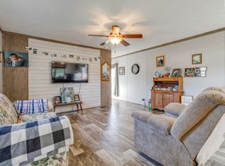 628 Bell Rd, Mayesville, SC 29104