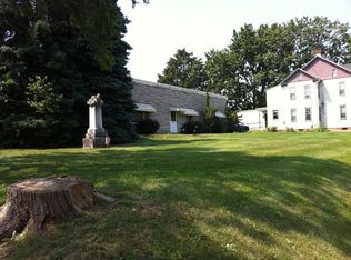 837 York St, Hanover, PA 17331