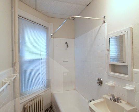 4th image of 891 Massachusetts Ave APT 7