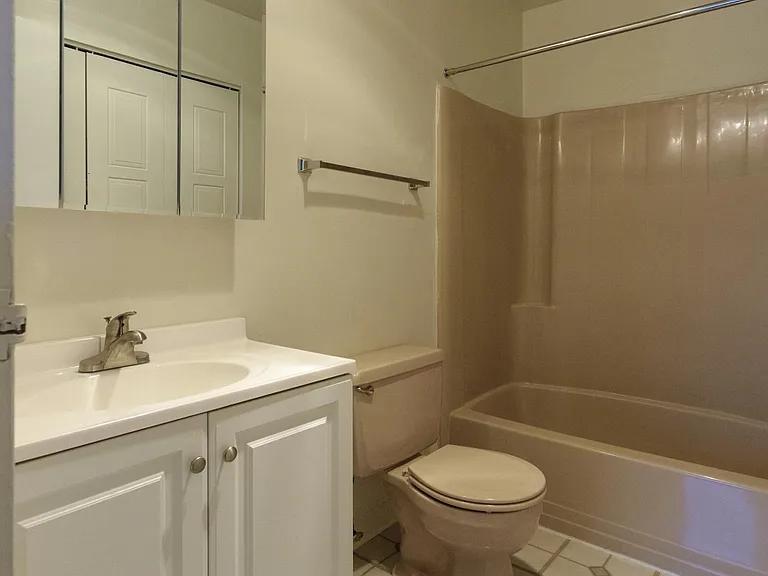 4067 Harbour Dr — Photo 9