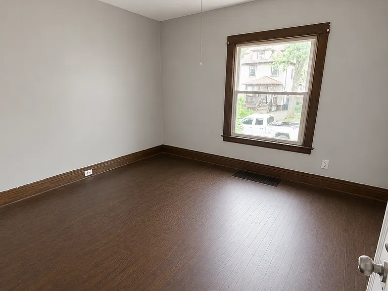 45 Dove St — Photo 6