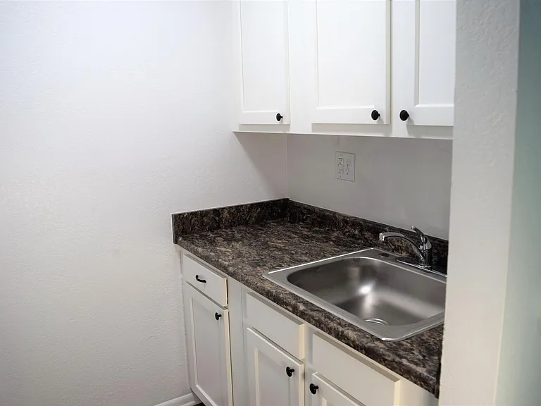 207 Valley Ave #3-35 — Photo 6