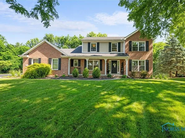 305 Osage Ct, Perrysburg, OH 43551