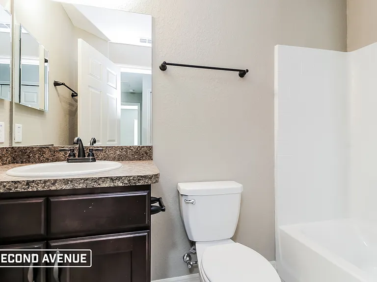 5625 NW 61st St — Photo 11