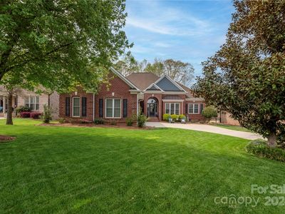2433 Shiny Leaf Dr, Denver, NC, 28037