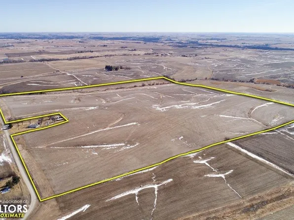 1073 120th St, Wellman, IA 52356