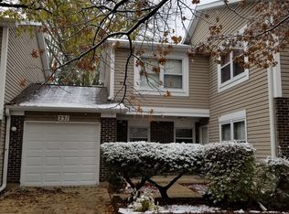 231 Tamarack Dr, Bloomingdale, IL 60108