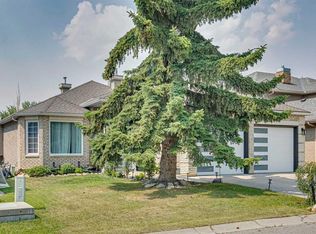 6991 E Christie Briar Mnr SW, Calgary, AB T3H 2R3