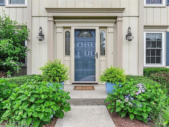 5th image of 309 Yorktown Dr
