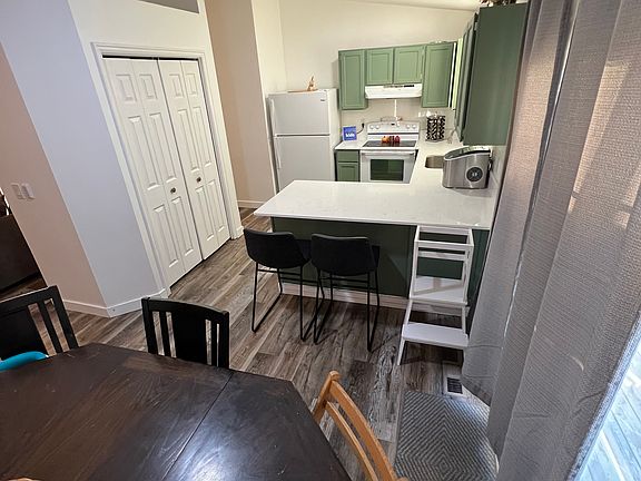4th image of 3047 W Linton Cir