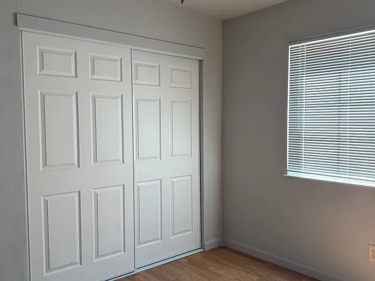 60 Olmstead Dr — Photo 3